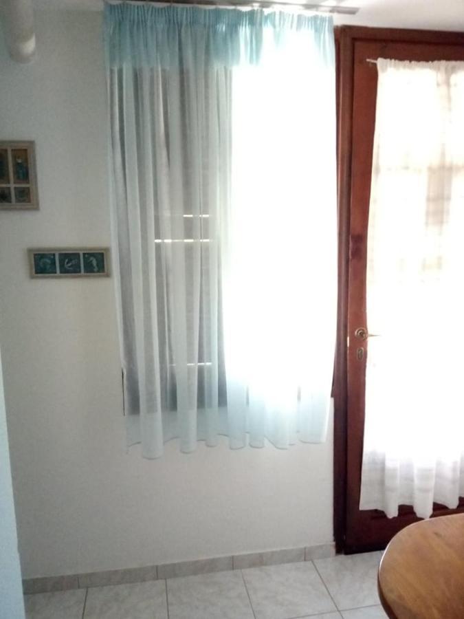 Violetta Studios & Apartments ميلينا المظهر الخارجي الصورة